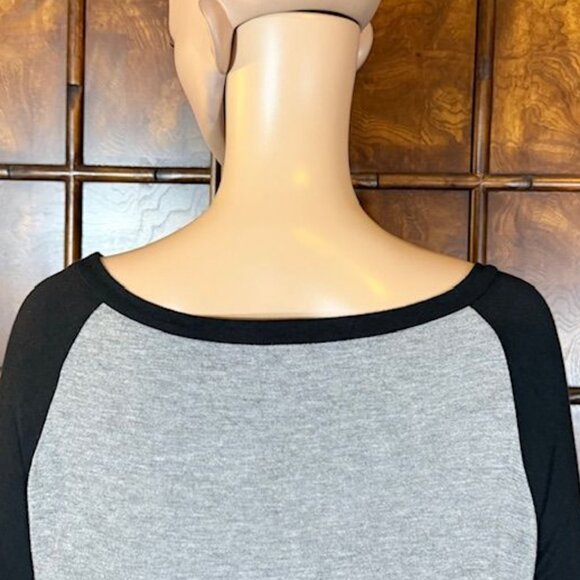 Triumph REAL WOMEN WATCH FOOTBALL Heather Gray & Black Long Sleeve Tee - Picture 12 of 14